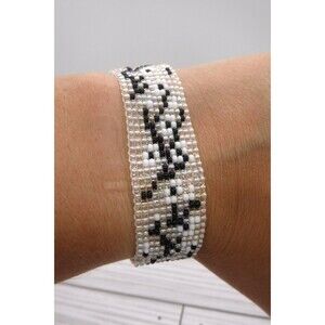 Loom Beaded Bracelet Black & White Flowers